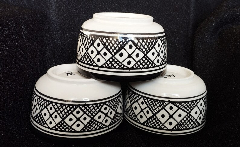 2 Moroccan Black Bowls C063